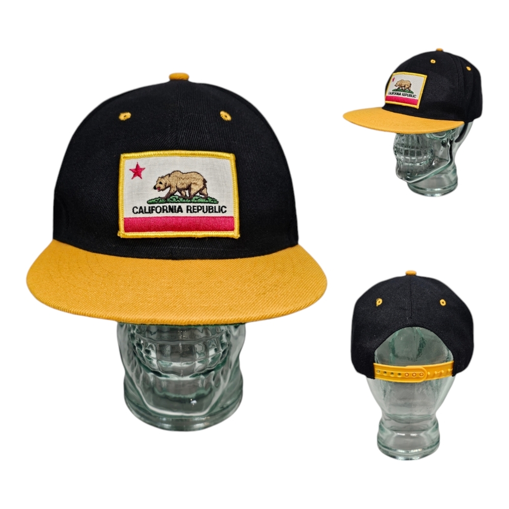 California State Republic Flag‎ Grizzly Bear  Snapback Hat Adjustable Cap Black
